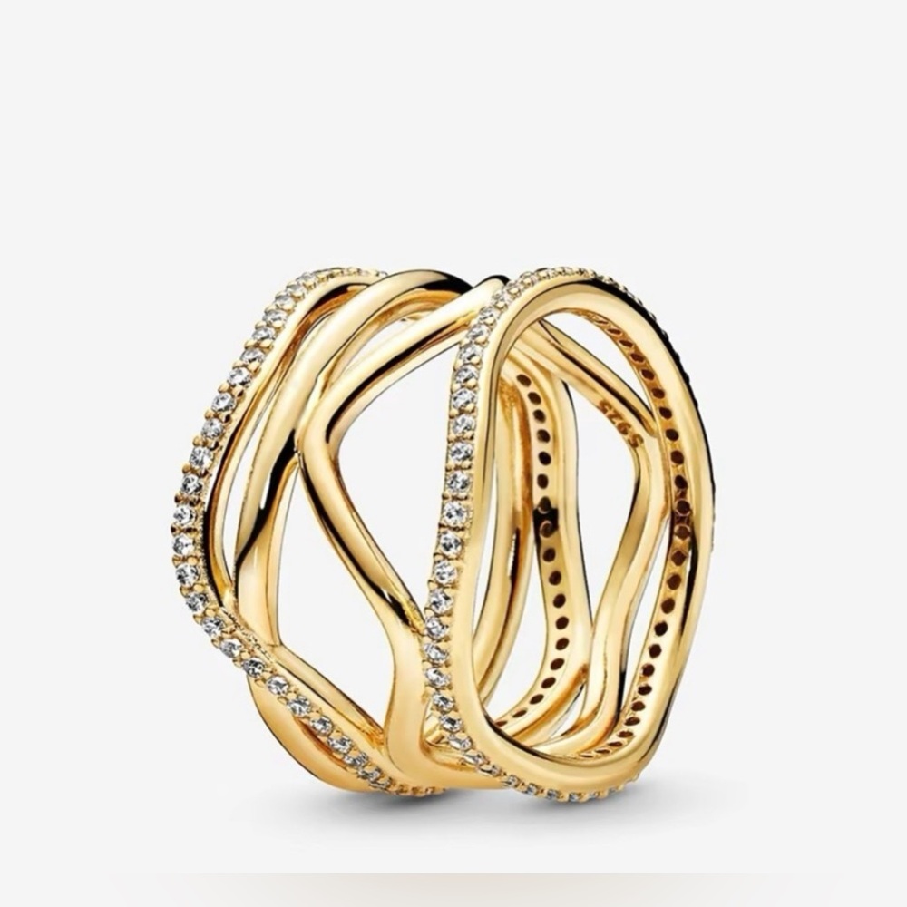 NWT Gold Sparkling Cubic Zirconia Ring